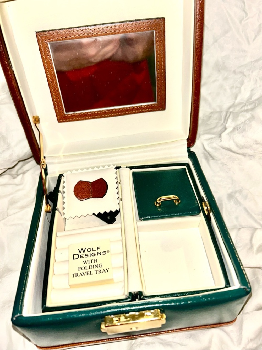 NWT WOLF Designs Medium Leather Jewelry Box Green Gold Mirror Case